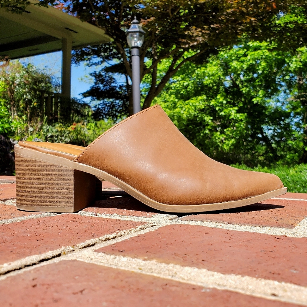 Madden Girl Joliee stacked-heel mule, size 8